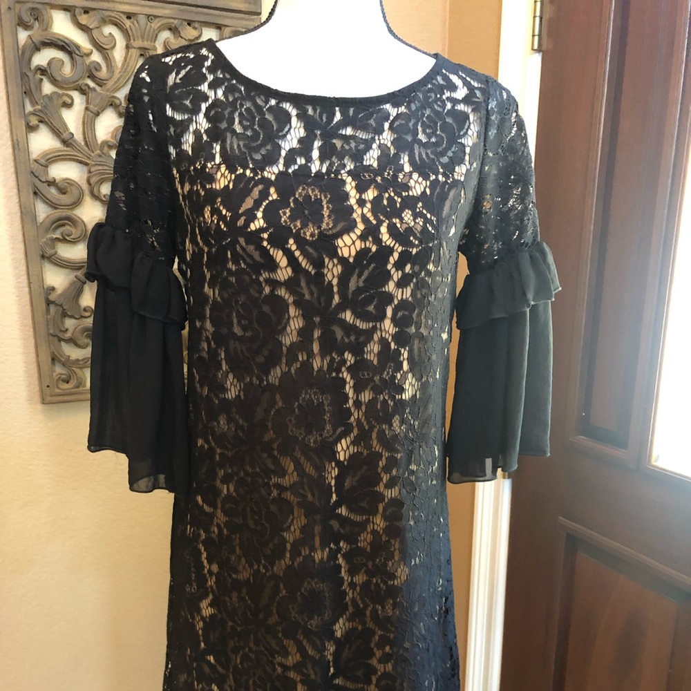 Beautiful Karen Kane Dress Size S